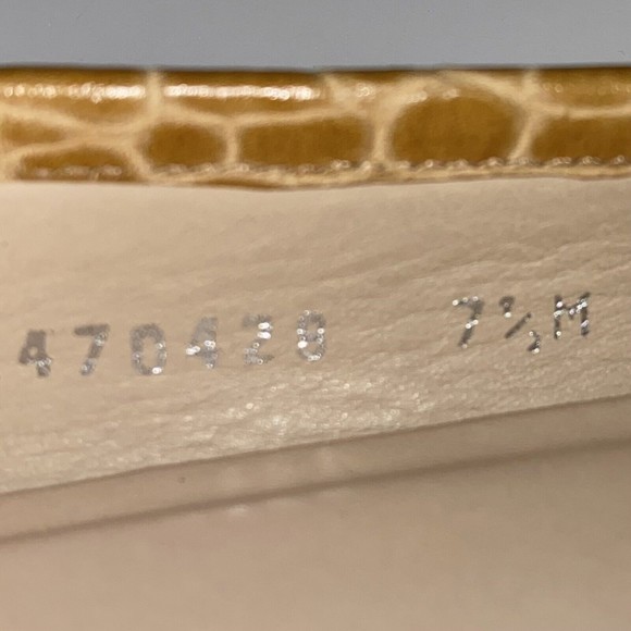 Stuart Weitzman Womens 7.5M Moc Loafers Flats Croc Leather Tortoise Oval Buckle - Picture 5 of 9